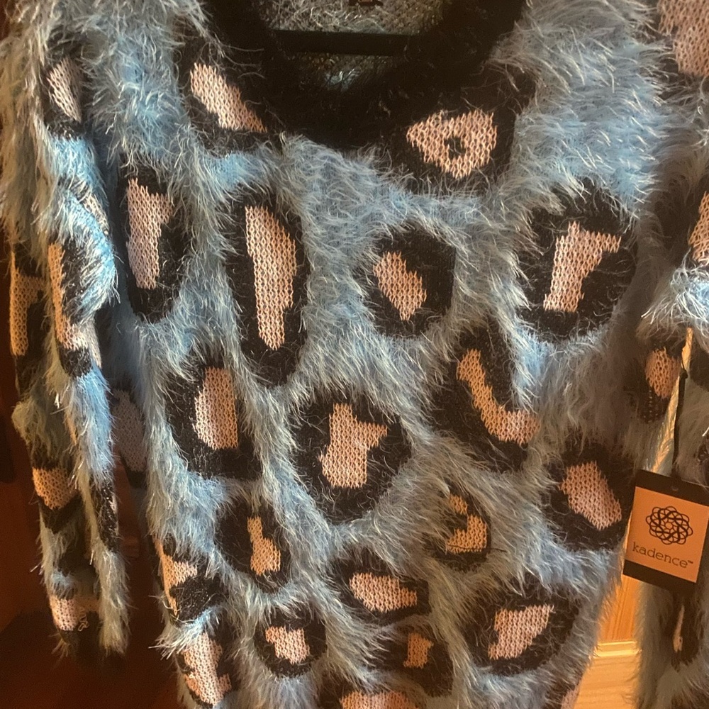 NWT Sweater, size- SP